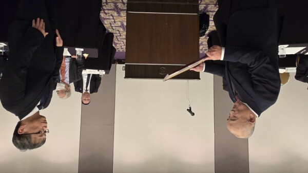 功労者表彰(南岳夫様)