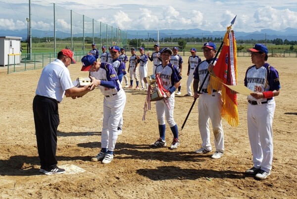 第19回シニア小松市長旗親善大会 弁慶戦優勝チーム表彰式4