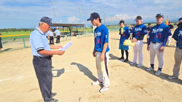 第56回業種別対抗ソフトボール大会_準優勝チーム_表彰式2