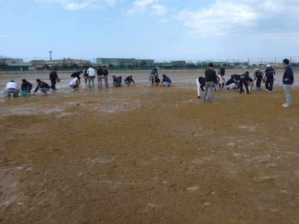 グラウンド整備