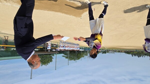 令和７年度北信越高等学校総合体育大会ソフトボール競技　女子の部表彰式第３位チーム４