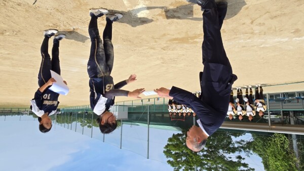 令和７年度北信越高等学校総合体育大会ソフトボール競技　女子の部表彰式第３位チーム８