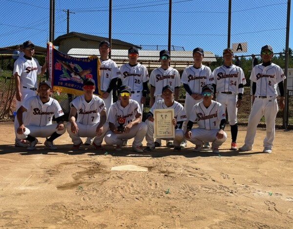 優勝　下荒井クラブ