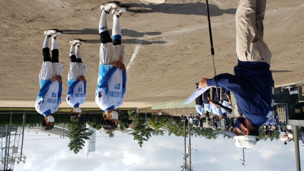 優勝チーム表彰1