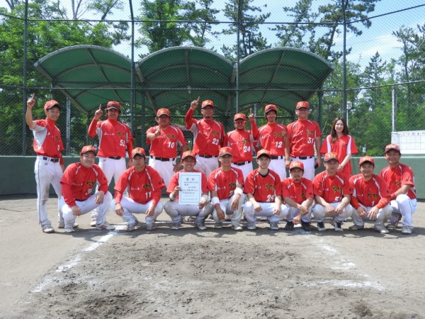 優勝チーム＜おせんべい處宇野＞