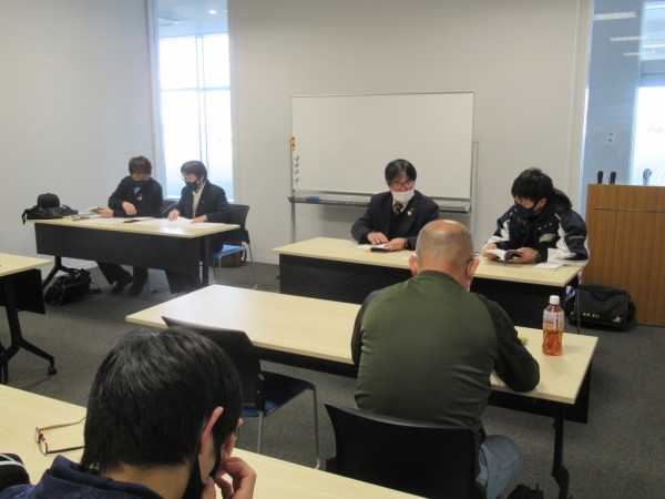 公認審判員認定委員