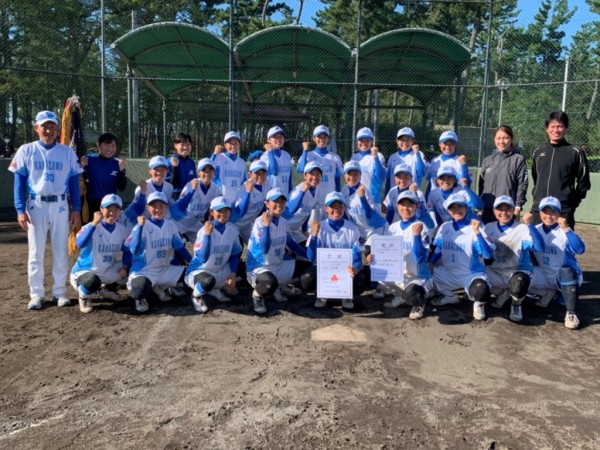 女子優勝チーム(金沢高校)