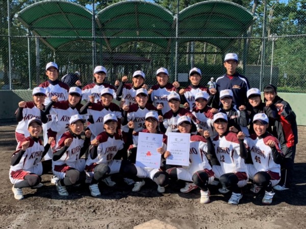 女子第3位チーム(金沢商業高校)