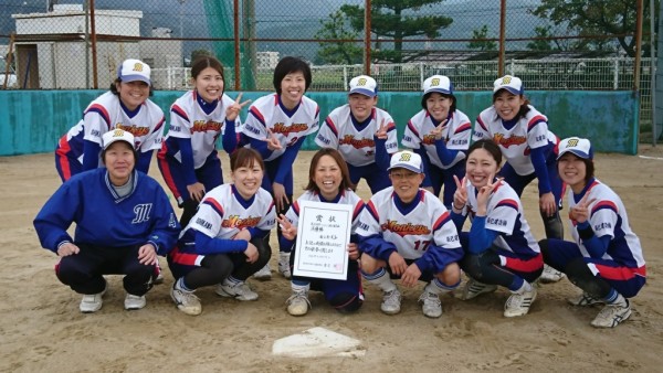 女子選手権　 準優勝チーム＜モンキーズJr＞