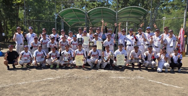 戦い終えて(両チーム集合写真)