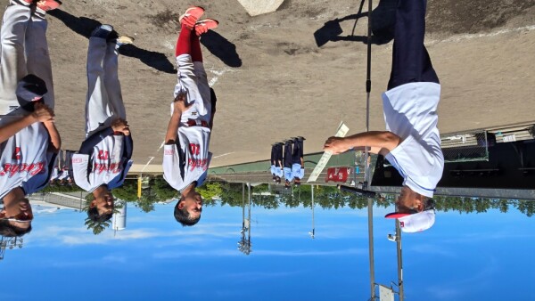 準優勝チーム_表彰式1