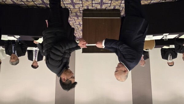 激励金贈呈(森本アップルベリークラブ)