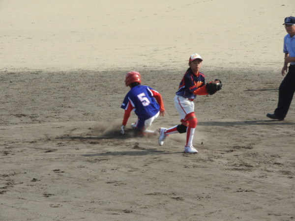 石川県小学生新人大会　決勝戦の模様（伏見台リトルマウス対なかのと織姫ＳＢＣ戦）４