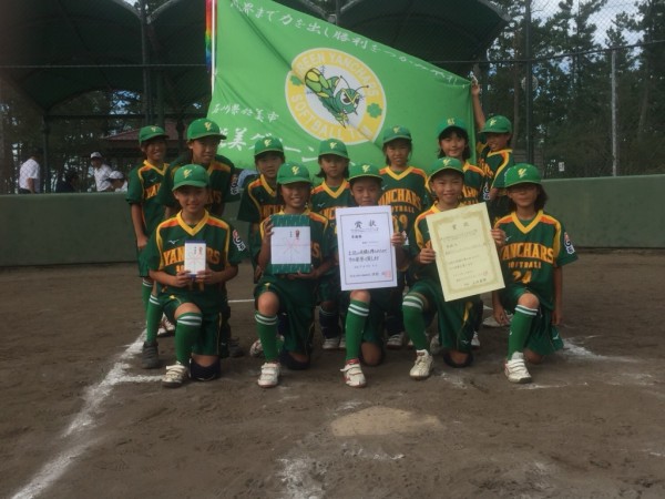 第１２回全国選抜男女新人大会　女子　準優勝チーム＜能美グリーンヤンチャーズ＞