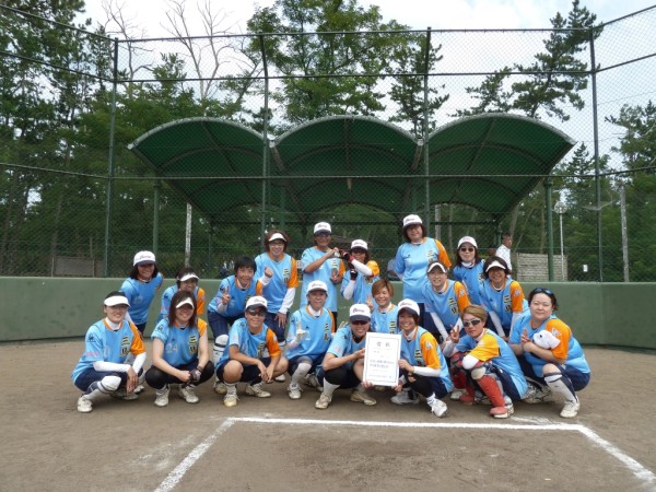 第３４回北信越レディースソフトボール大会県予選（兼 MRO杯）優勝チーム＜三馬チェリーズ＞