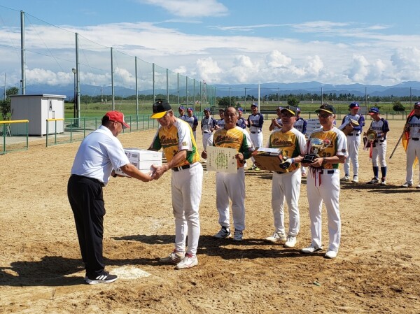 第19回シニア小松市長旗親善大会 弁慶戦準優勝チーム表彰式4