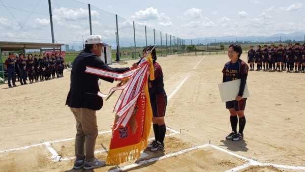 第29回北信越大学女子選手権大会優勝チーム表彰式2