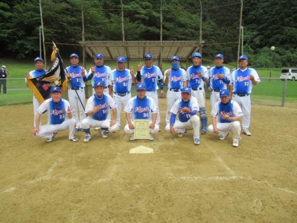 第31回北信越実年大会優勝チーム＜ニコルズ＞