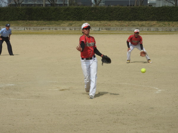 第39回全日本クラブ男女選手権大会県予選 決勝戦の模様（金沢教員対十一屋クラブ戦）１