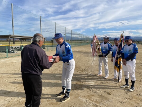 第43回南加賀ナイター選手権大会_優勝チーム表彰式4