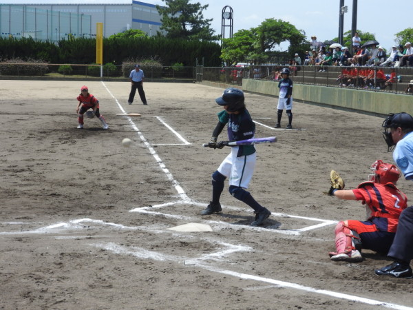 第67回石川県中学校ソフトボール大会　　決勝の模様（森本　対　中能登　戦）６