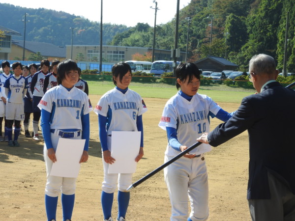 %e9%ab%98%e6%a0%a1%e6%96%b0%e4%ba%ba%e3%80%80%e5%a5%b3%e5%ad%90%e3%80%80%e8%a1%a8%e5%bd%b0%e5%bc%8f%e3%81%ae%e6%a8%a1%e6%a7%98%ef%bc%93