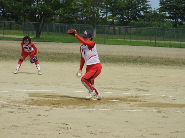 １回戦の模様（HMCレディース対三馬チェリーズ戦）１