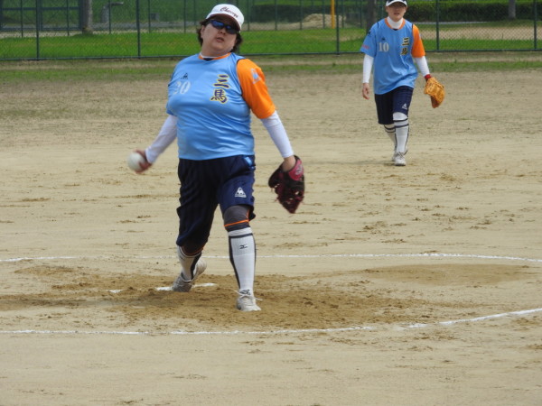 １回戦の模様（HMCレディース対三馬チェリーズ戦）２