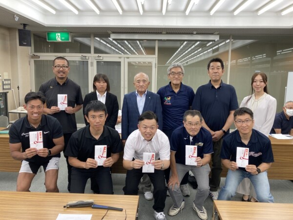 230715_県贈呈集合写真